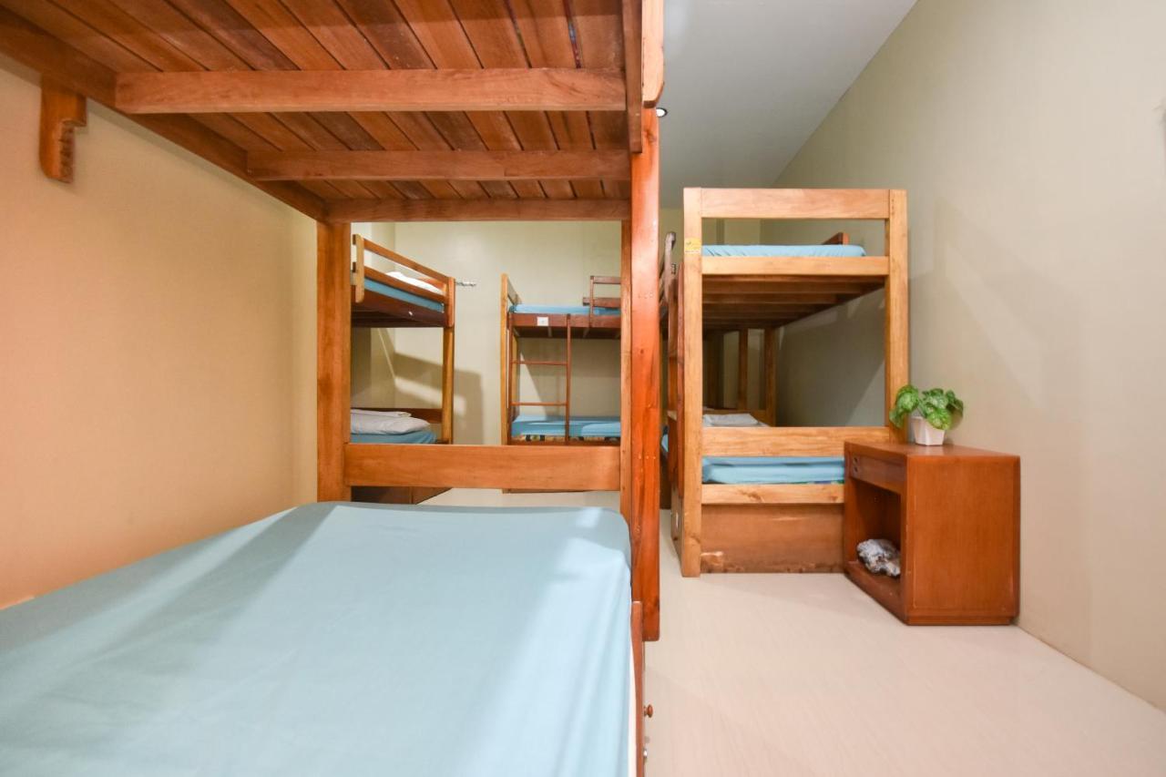 Boracay Backpackers Hostel Balabag  Bagian luar foto